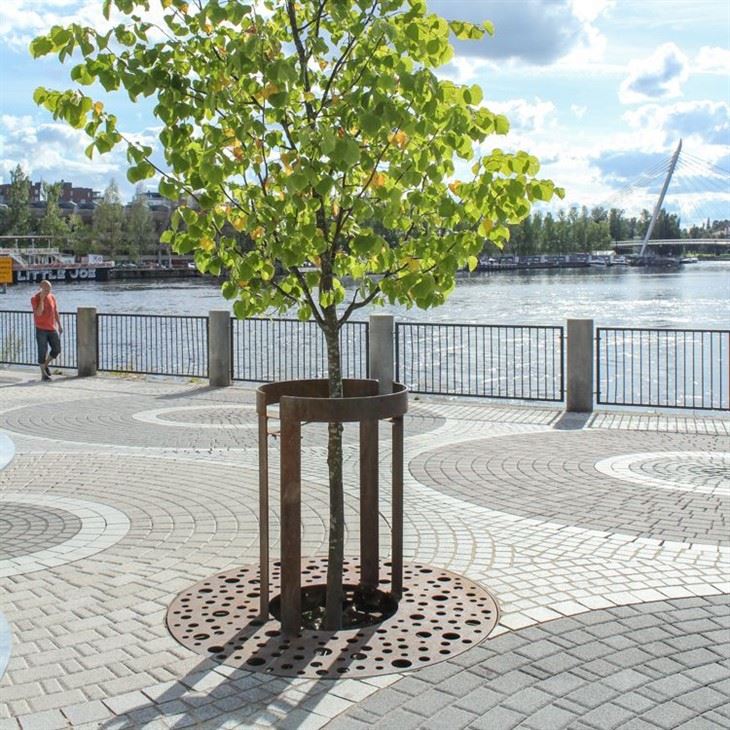 Utomhus metalltillverkat trädskyddsgaller