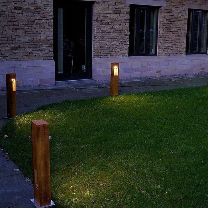 Outdoor Lamp Post Lights